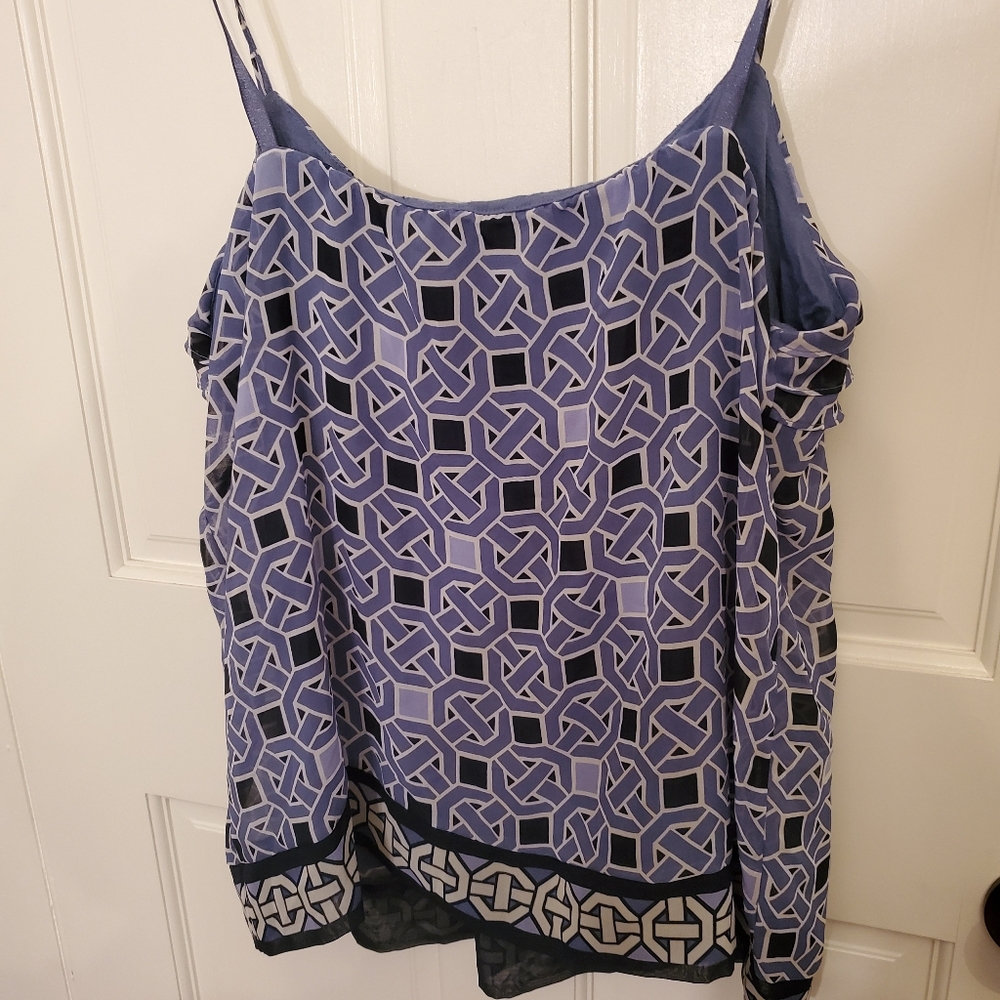 🛍 Tank Top 🛍 - Picture 2 of 3